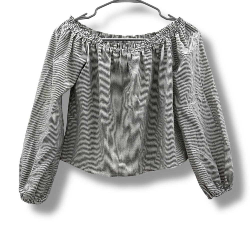 Brandy Melville Gray & White Striped Off The Shoulder 3/4 Sleeve Top One Size